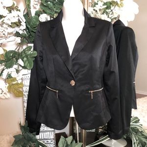 Voyelles Black Blazer